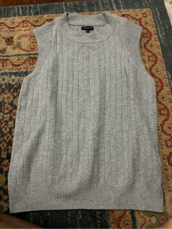 Who What Wear Tops - Who What Wear Light Gray Ribbed Knit Sleeveless Sweater Vest